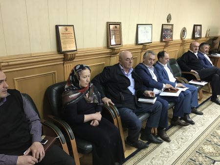 Афганцам из Левашинского района вручили жилищные сертификаты